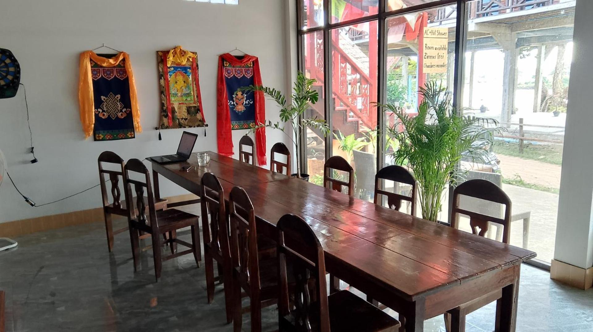 Tibet Restaurant And Hostel Nakasong Εξωτερικό φωτογραφία