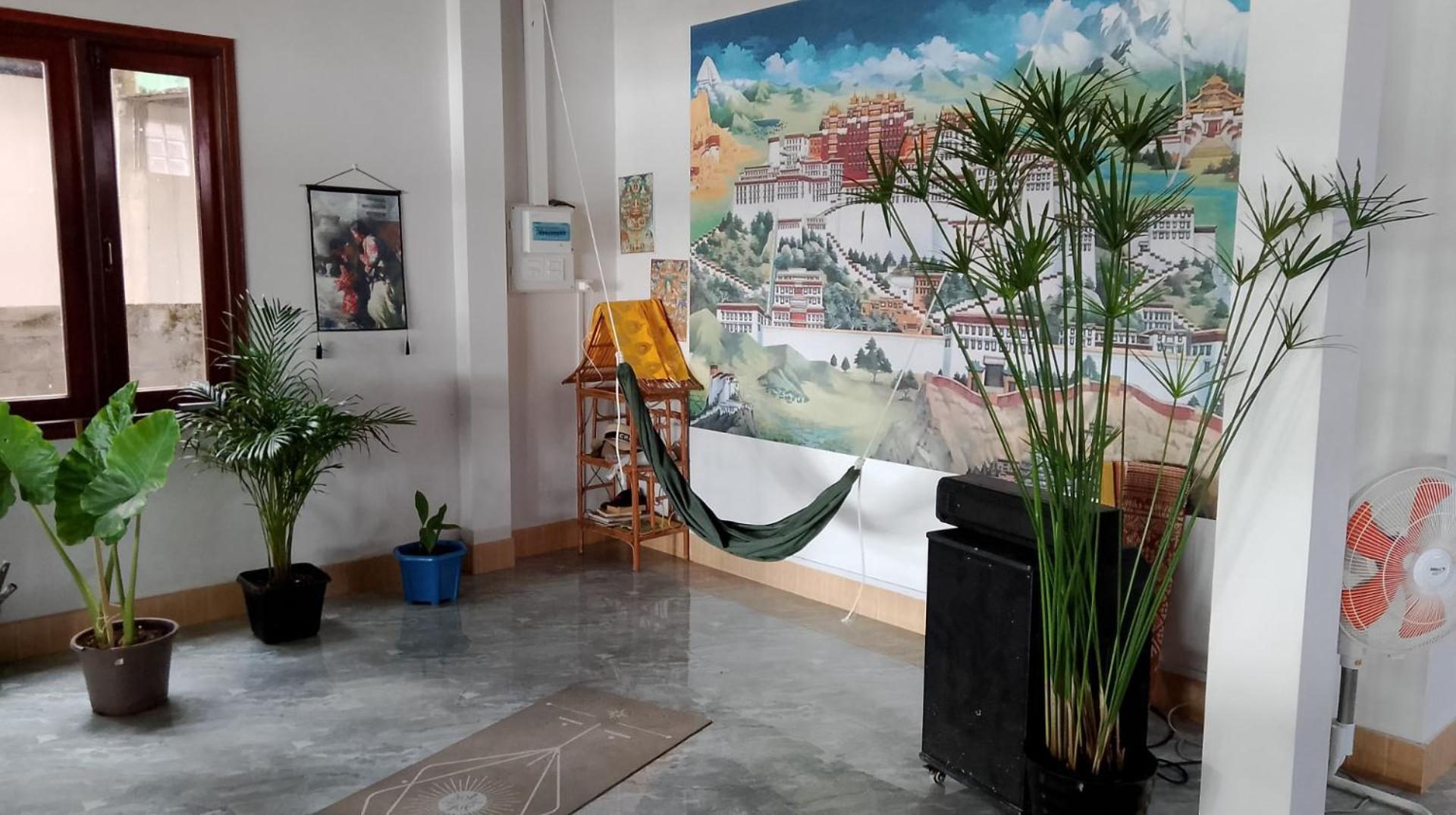 Tibet Restaurant And Hostel Nakasong Εξωτερικό φωτογραφία
