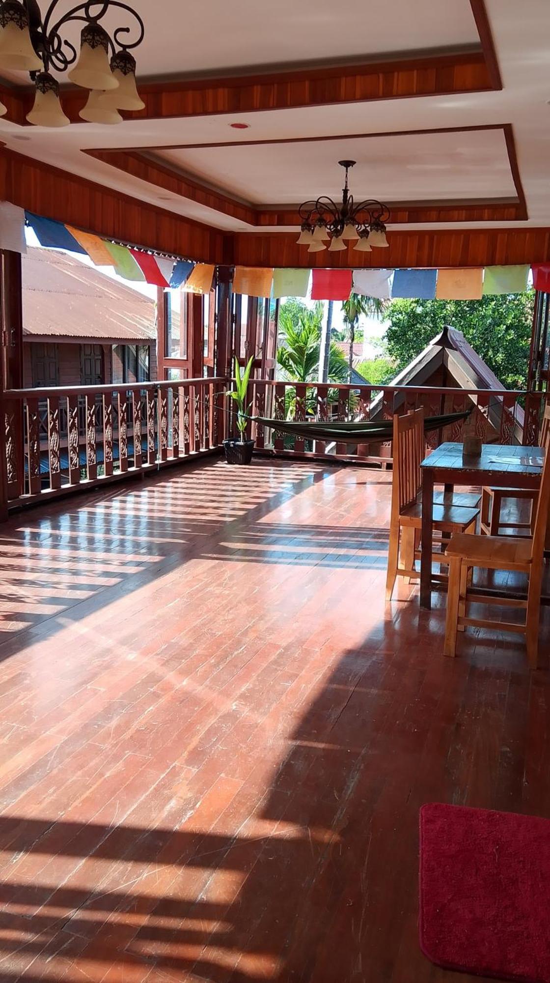 Tibet Restaurant And Hostel Nakasong Εξωτερικό φωτογραφία